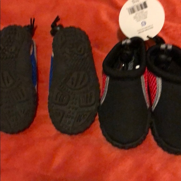 Boys water shoes - Picture 2 of 2